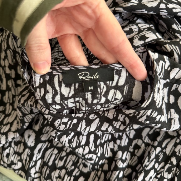 Rails Inez Dress in Black Batik M - Picture 6 of 7